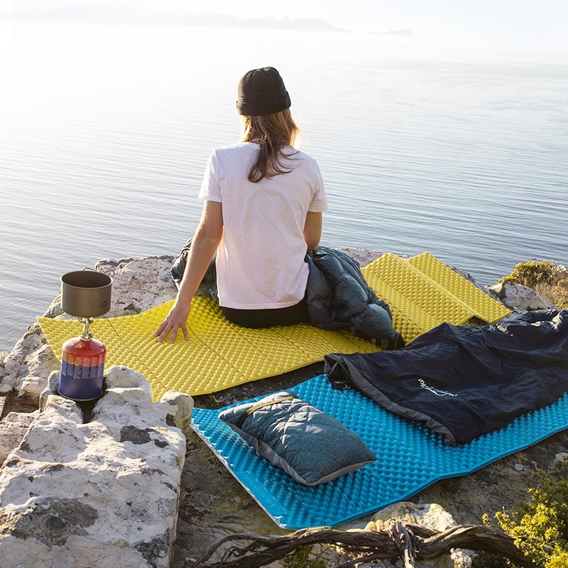 Килимок туристичний складаний одномісний IXPE Naturehike Thickened NH20FCD07 кемпінговий з алюмінієвою плівкою, 187x56x2,5 см, жовтий, укр, укр