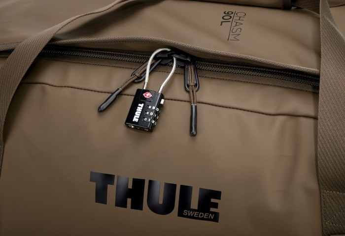 Спортивная сумка Thule Chasm Duffel 90L (Deep Khaki) 3205597 (TH 3205597)