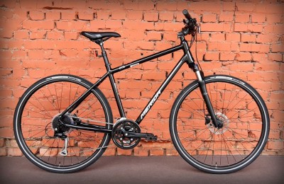 Велосипед 28" Merida Crossway 100 Glossy Black (2025)