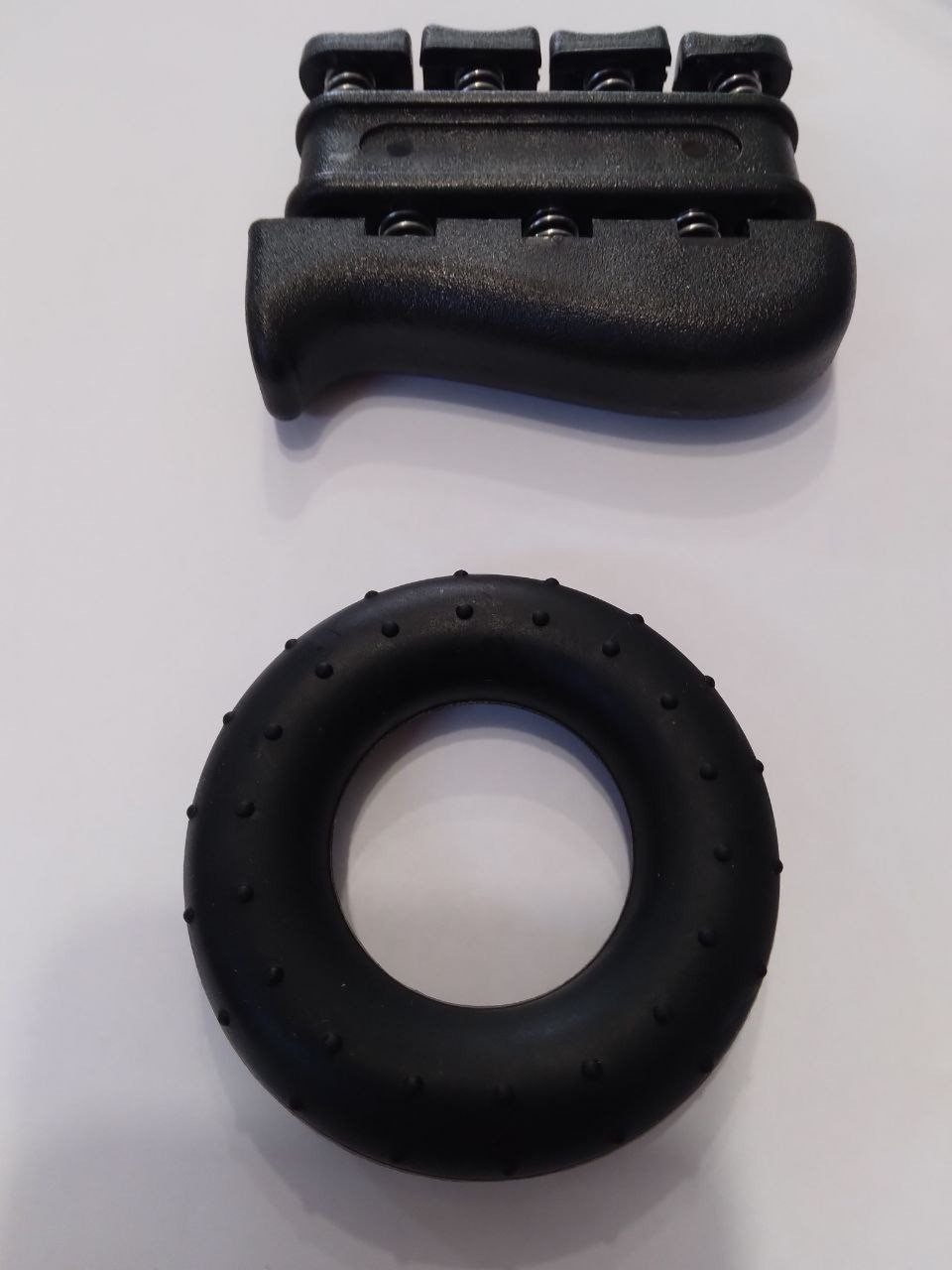 Эспандер кистевое кольцо (88101) Bavar Sport