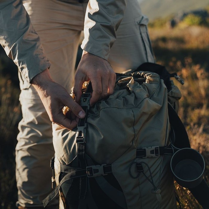 Рюкзак туристичний Naturehike NH70B070-B, 70 л + 5 л, світло-коричневий, укр, укр