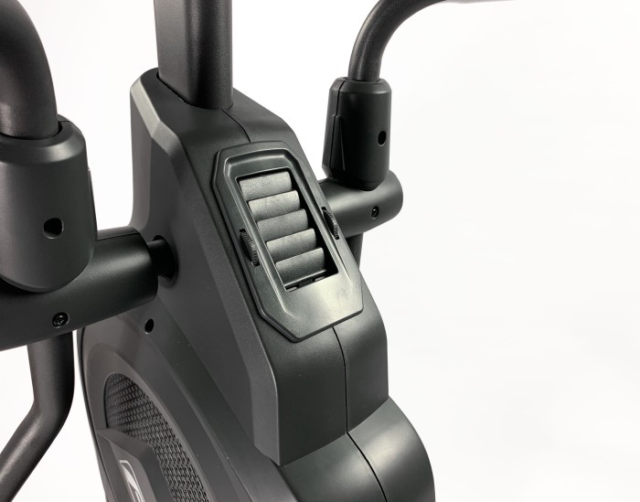 Орбітрек FitLogic E15