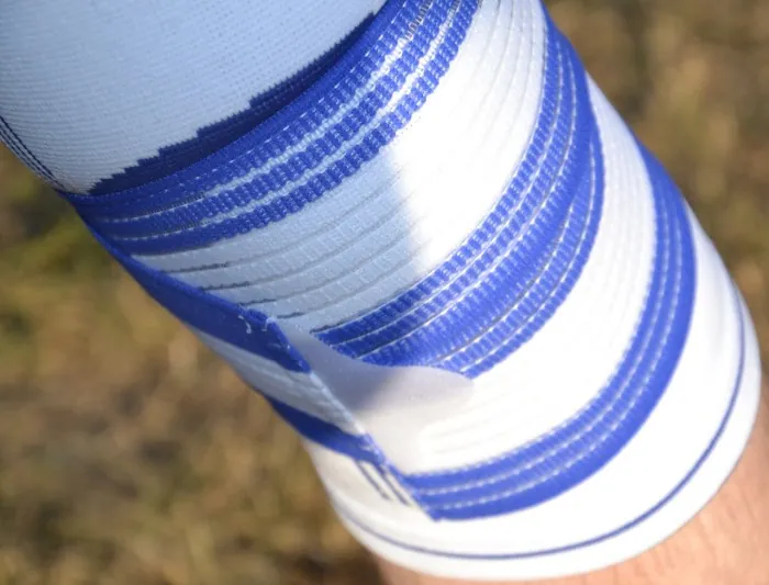 Наколінник Power System PS-6008 Knee Support Pro Blue/White (1шт.) S/M