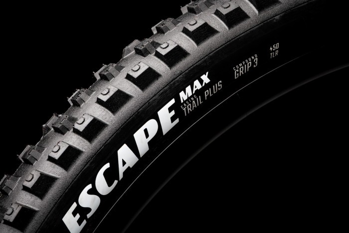 Покрышка 29x2.40 (61-622) GoodYear Escape Max, Trail Lite, Dynamic:Grip3, Folding, Black