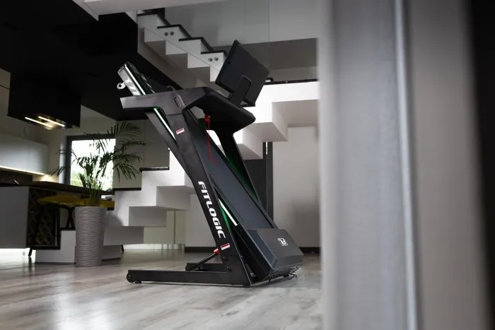 Беговая дорожка FitLogic T771