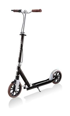 Самокат GLOBBER серії NL205 DELUXE, з ручним гальмом, чорний, 100кг, 8+