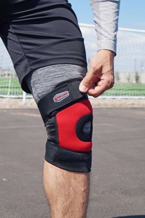 Наколінник Power System PS-6012 Neo Knee Support Black/Red (1шт.) L