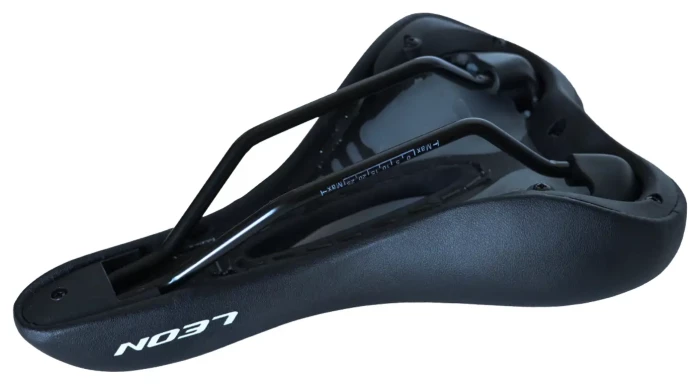 Седло с отверстием 275*172 K.San YBT-K080 с логотипом LEON черное (черный)