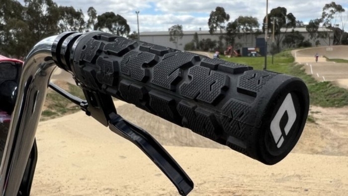 Грипси ODI Rogue v2.1 Lock-On MTB Closed End 135mm Gray