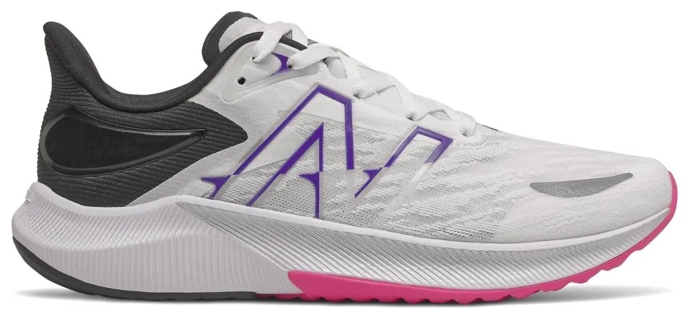 Кросівки New Balance FuelCell Propel жіночі Білі (36,5)