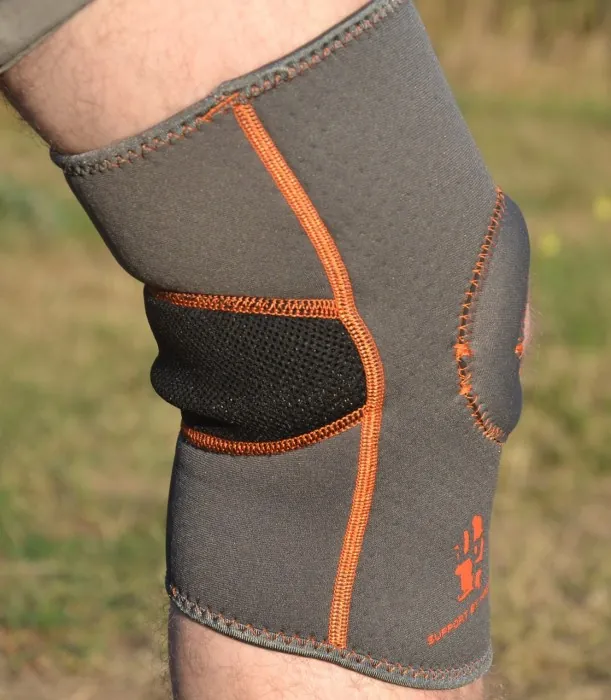 Наколінник MadMax MFA-297 Knee Support with Patella Stabilizer Dark Grey/Orange L