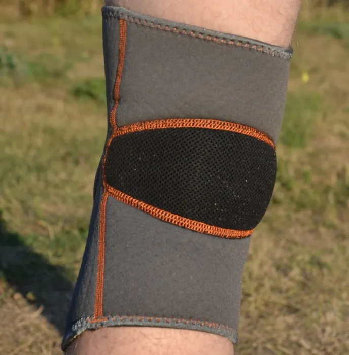 Наколінник MadMax MFA-297 Knee Support with Patella Stabilizer Dark Grey/Orange L