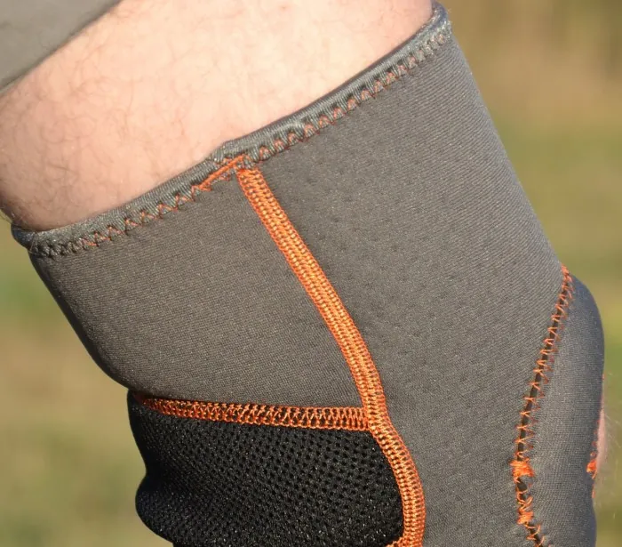 Наколінник MadMax MFA-297 Knee Support with Patella Stabilizer Dark Grey/Orange L