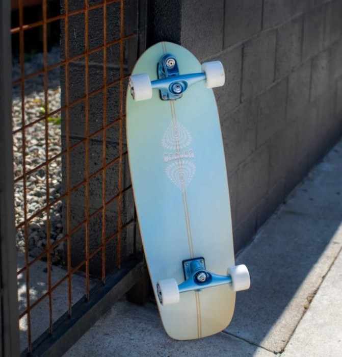 Carver 31.75" Enigma Surfskate серфскейт CX
