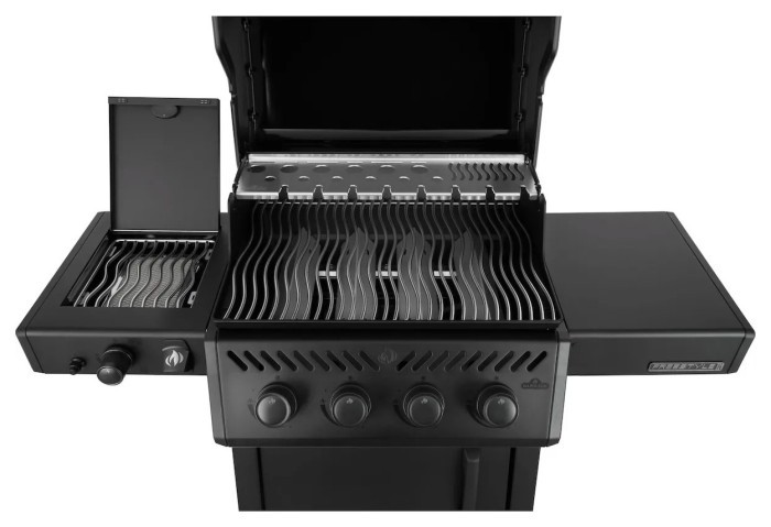 Газовый гриль Napoleon Phantom Freestyle Pro 425 с боковой горелкой SIZZLE ZONE и дверкой, черный мат FP425DSIBPK-1-UA-PHM