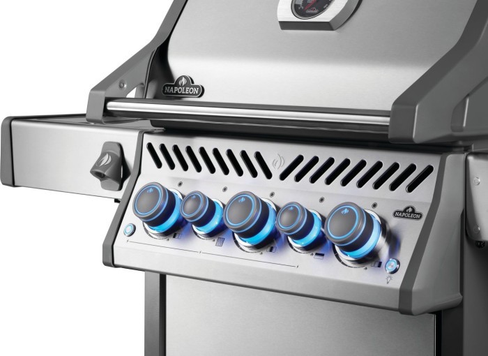 Газовый гриль Napoleon Rogue PRO-S 425 RSIB с боковой горелкой Sizzle Zone и вертилем (69912) нерж сталь RPS425RSIBPSS-2-UA