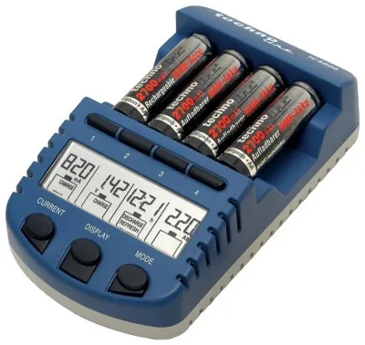 Зарядний пристрій Technoline BC1000 SET + аккумулятори (BC1000)