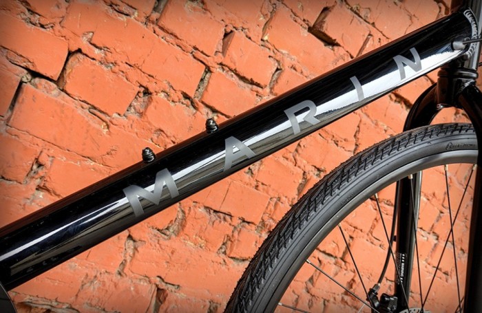 Велосипед міський 28" Marin Fairfax 1 Gloss Black/Black (2025)