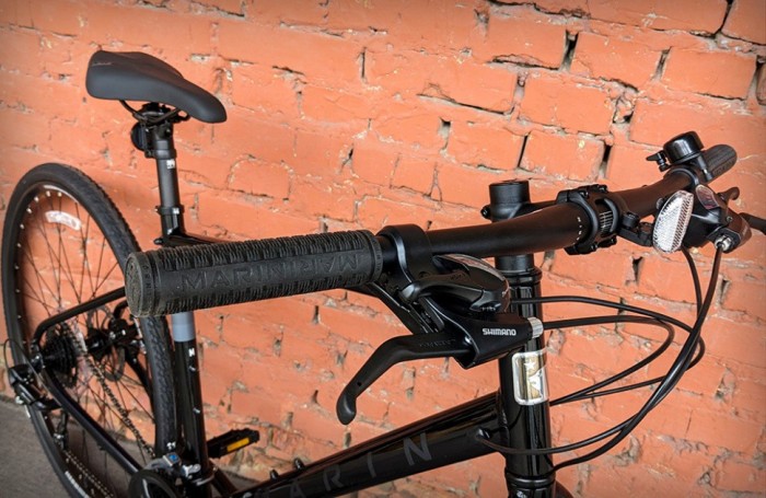 Велосипед міський 28" Marin Fairfax 1 Gloss Black/Black (2025)