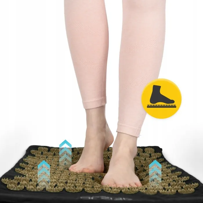 Килимок акупунктурний з валиком 4FIZJO Classic Mat Аплікатор Кузнєцова Black/Gold (P-5907739314987)