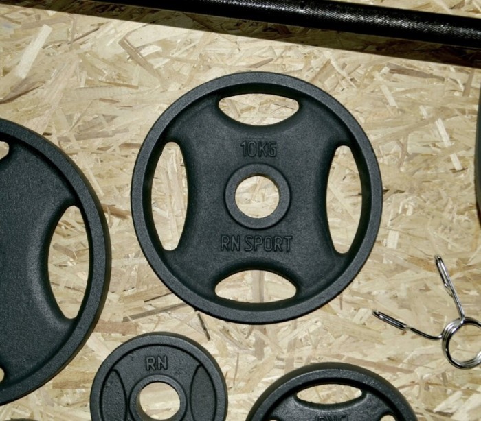 Скамейка для жима универсальная ReadMeBlack + олимпийская штанга 88 кг с металлическими дисками RN-Sport