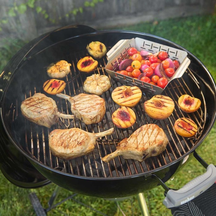 Угольный гриль Weber Original Kettle Premium 57 см 1502210