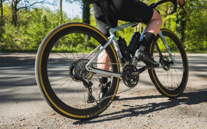 Колесо пров. + задн. 28" ERE EXPLORATOR CCR45 CARBON, Road, 100x12/142x12, CL, HG11, tubeless, чорний сатин