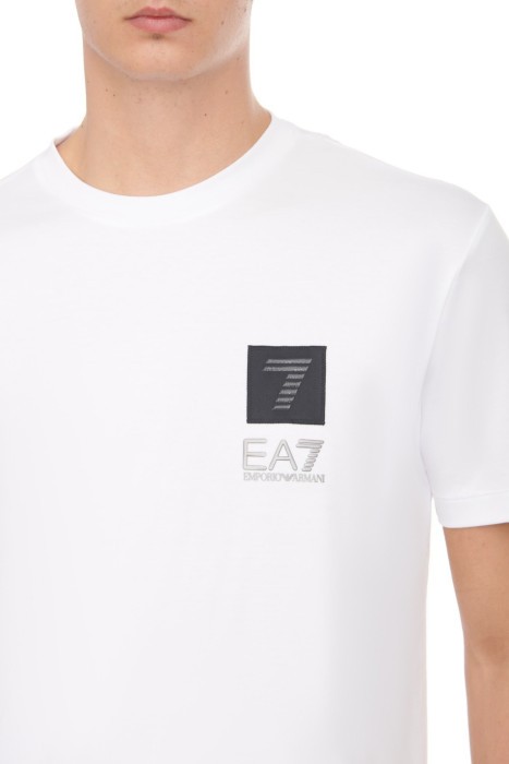 Футболка Armani EA7 ( 6RPT26-PJHYZ ) JERSEY T-SHIRT 2024