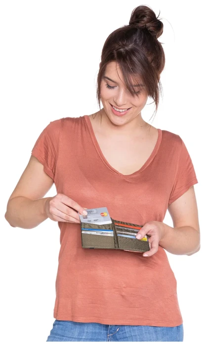 Кошелек Tatonka Card Holder 12 RFID 8, Olive