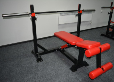 Лавка Жим під кутом вгору, вниз та горизонтальний