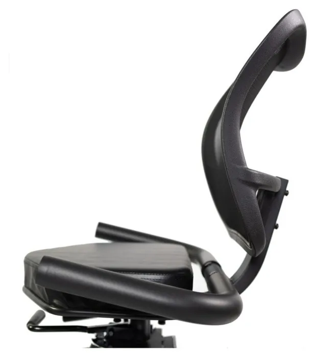 Горизонтальный велотренажер FitLogic B1902R