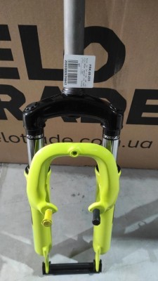 Вилка 20" ST 1-1/8" AM v-br шток-180мм (YS 7445) LIANJI LJ641 Formula BLACKWOOD 2022 (желтый)