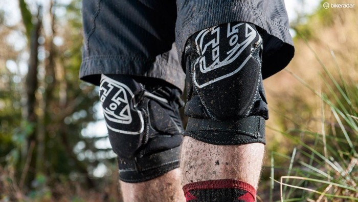 Наколінники TLD T-BONE Knee Guard [Black] Розмір XS/S