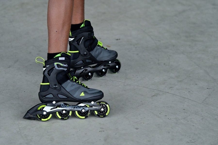 Роликові коньки для дорослих Rollerblade MACROBLADE 80 M 39 (7US) 250мм Black/lime (07100600), укр, укр