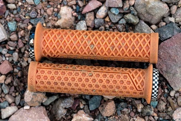 Грипси ODI Vans v2.1 Lock-On MTB Closed End 135mm Black Checker, укр, укр