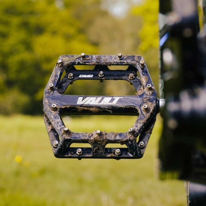 Педалі DMR Vault - Gloss Black