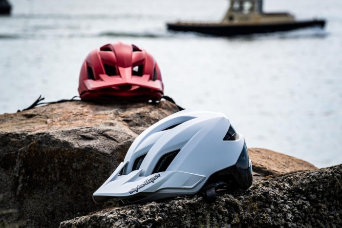Велосипедный шлем TLD FLOWLINE SE HELMET; PHANTOM [BLACK] XS/S