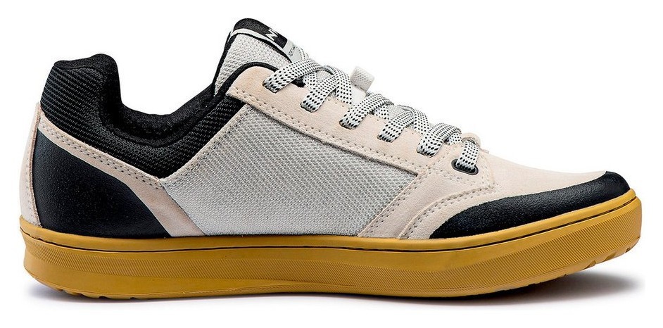 Туфлі велосипедні Northwave TRIBE M 42 (9.5US) Off white (80193038)