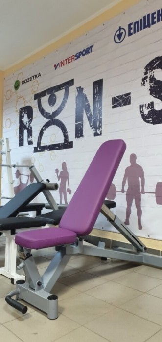 Скамейка Black Rock + Стойки Black Rock + Набор металлических резиновых дисков 120 кг.