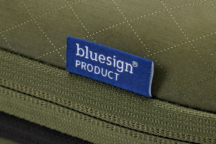 Организатор одежды Thule Compression Packing Cube Medium (Soft Green) 3205117 (TH 3205117)