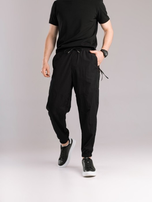 Плащовые джоггеры с карманами для мужчин. Летние черные джогеры легкие мужские Pobedov Yoxo