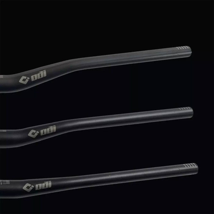 Кермо ODI Flight Control Stealth 800mm Bars 38mm Rise Black