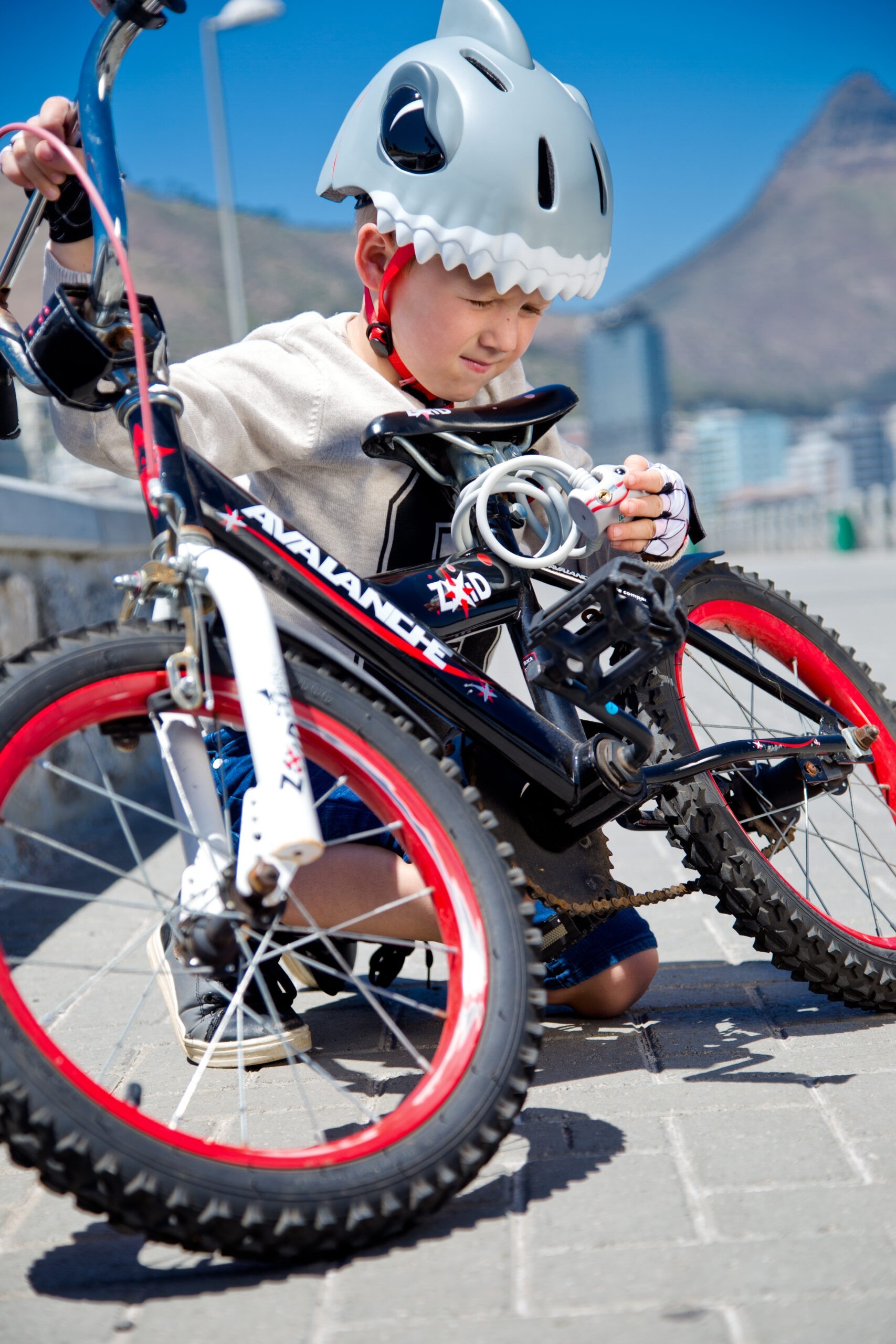 Шолом Crazy Safety Grey Shark