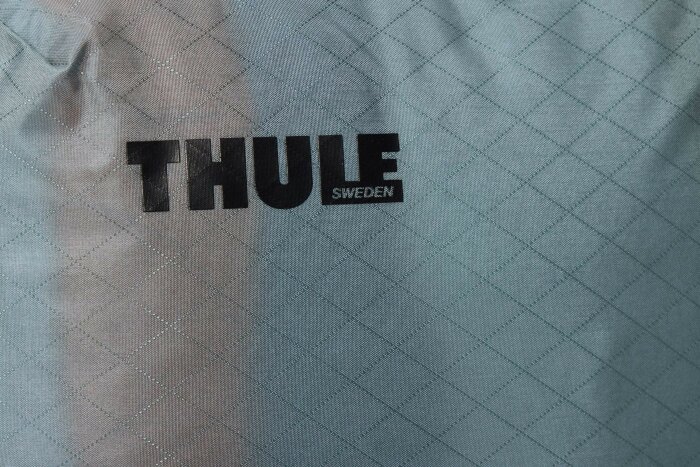 Органайзер для одежды Thule Compression Packing Cube Medium (Pond) 3205116 (TH 3205116)