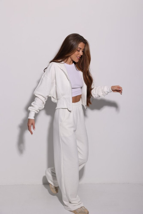 Женский демисезонный костюм Slavni молочный, Костюм Slavni Jolly женский молочный