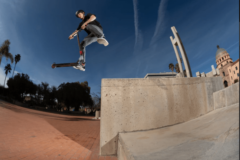 Трюковый самокат Mongoose Rise 100 Pro Freestyle Black (R6314INT)