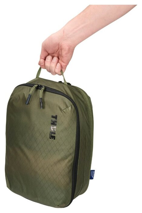 Организатор одежды Thule Clean/Dirty Packing Cub (Soft Green) 3205119 (TH 3205119)