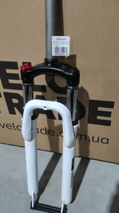 Виделка 29" ST 1-1/8" AM з лок. disc шток-200мм (YS 701) LIANJI LJ643M Formula MOTION 2022 (біло-червоний), укр, укр