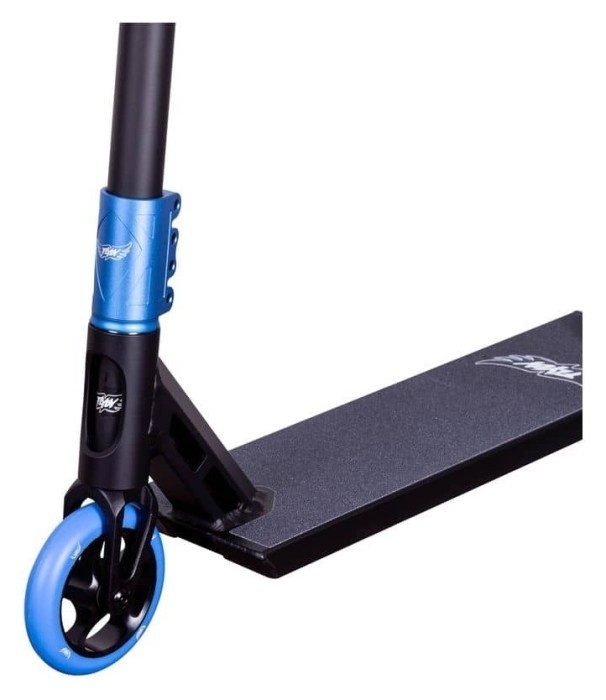 Трюковый самокат Flyby Pro Street Black Blue M трюковый самокат Flyby Pro Street Black Blue M