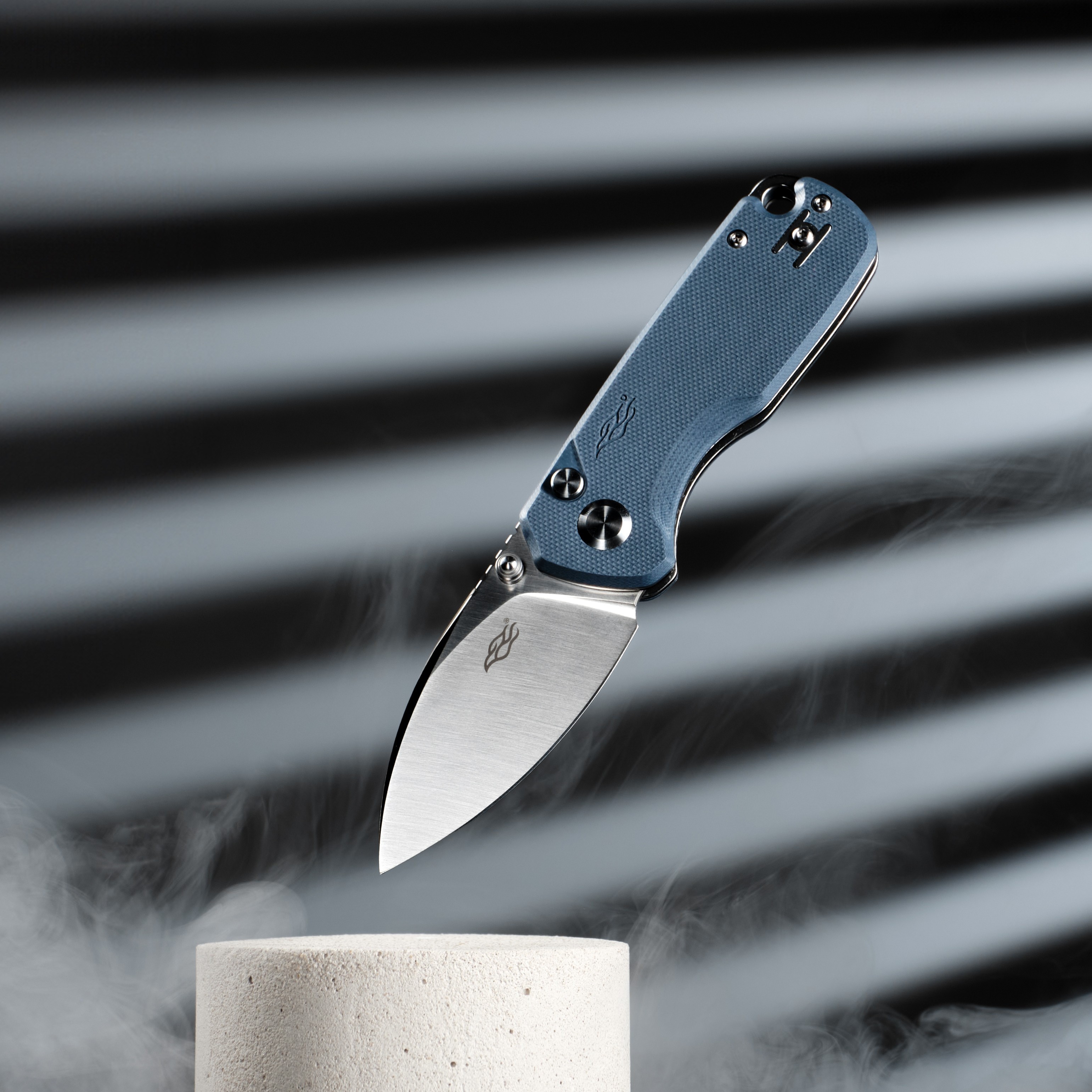 Чем складной Firebird FH925-GY серый